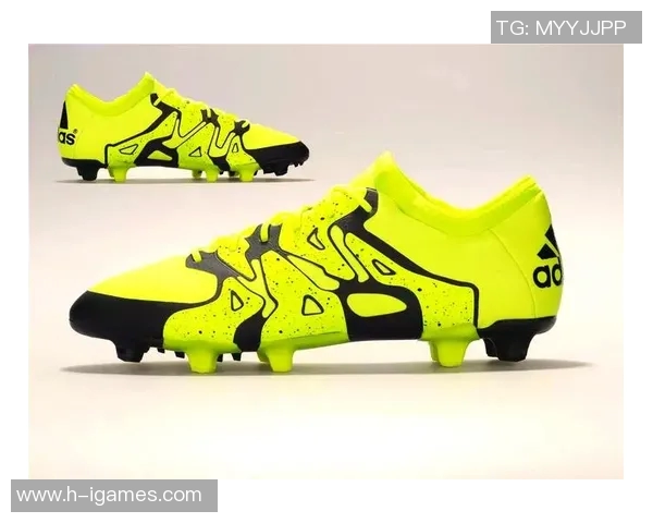 探索阿迪足球鞋科技的创新与性能提升之路